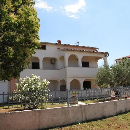 Gostinjska kuća Roza